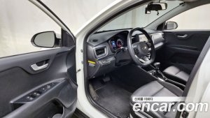 Kia Stonic 1.4 2020 года из Южной Кореи