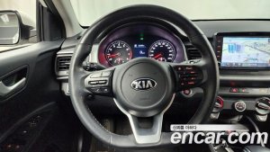Kia Stonic 1.4 2020 года из Южной Кореи