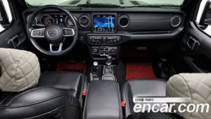 Jeep Wrangler 2.0 Overland Unlimited Top 4Door 2021 года из Южной Кореи