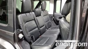 Jeep Wrangler 2.0 Overland Unlimited Top 4Door 2021 года из Южной Кореи