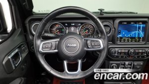 Jeep Wrangler 2.0 Overland Unlimited Top 4Door 2021 года из Южной Кореи