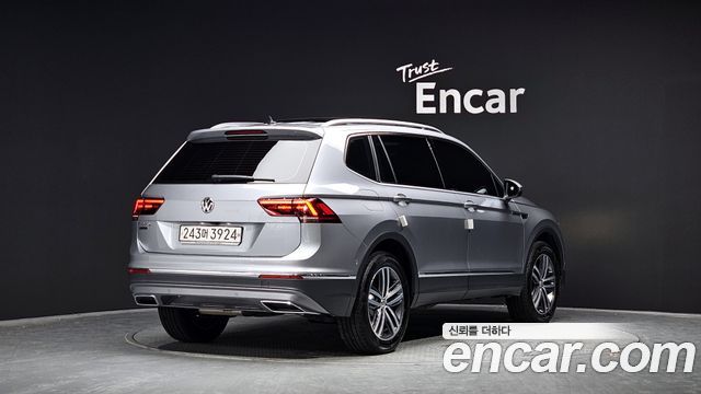 36775988_002.jpg Volkswagen Tiguan 2.0 TDI Prestige 2020 года из Южной Кореи