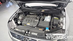 Volkswagen Tiguan 2.0 TDI Prestige 2020 года из Южной Кореи