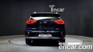 Kia Niro 1.6 HEV 2020 года из Южной Кореи