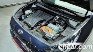 Kia Niro 1.6 HEV 2020 года из Южной Кореи
