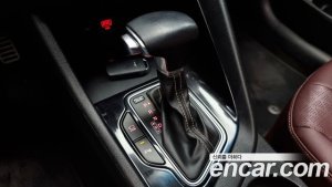 Kia Niro 1.6 HEV 2020 года из Южной Кореи