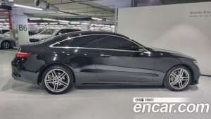 Mercedes-Benz E-Class E220d Coupe 2020 года из Южной Кореи