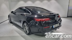 Mercedes-Benz E-Class E220d Coupe 2020 года из Южной Кореи