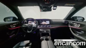 Mercedes-Benz E-Class E220d Coupe 2020 года из Южной Кореи