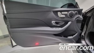 Mercedes-Benz E-Class E220d Coupe 2020 года из Южной Кореи