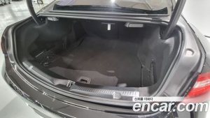 Mercedes-Benz E-Class E220d Coupe 2020 года из Южной Кореи