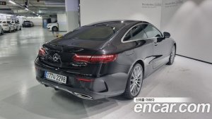 Mercedes-Benz E-Class E450 4MATIC Coupe 2021 года из Южной Кореи
