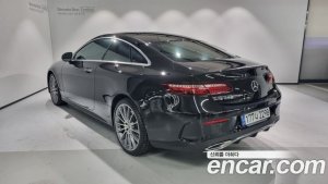 Mercedes-Benz E-Class E450 4MATIC Coupe 2021 года из Южной Кореи