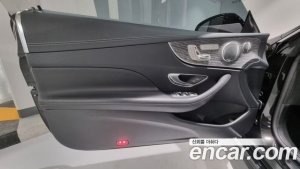 Mercedes-Benz E-Class E450 4MATIC Coupe 2021 года из Южной Кореи