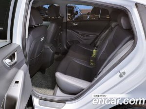 Hyundai Ioniq Q 2020 года из Южной Кореи