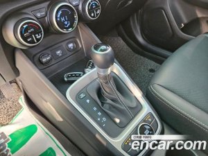 Hyundai Venue 1.6 Modern 2021 года из Южной Кореи