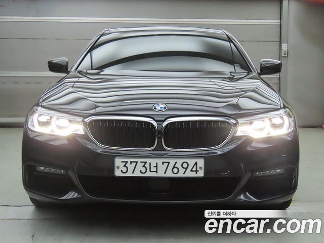 BMW 5-Series 520d M Sport Plus 2020 года из Кореи