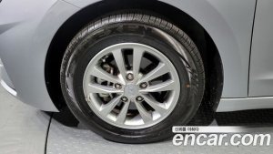 Hyundai AVANTE 1.6 2020 года из Южной Кореи