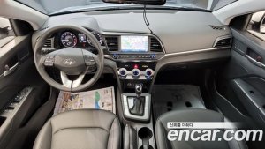 Hyundai AVANTE 1.6 2020 года из Южной Кореи