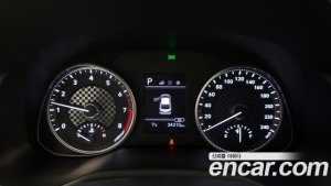 Hyundai AVANTE 1.6 2020 года из Южной Кореи