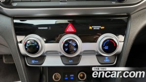 Hyundai AVANTE 1.6 2020 года из Южной Кореи
