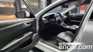 Renault-KoreaSamsung SM6 2.0 GDe SE 2020 года из Южной Кореи