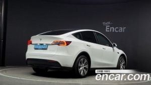 Tesla Model Y LONG RANGE 2021 года из Южной Кореи