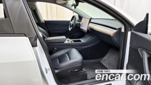 Tesla Model Y LONG RANGE 2021 года из Южной Кореи