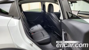 Tesla Model Y LONG RANGE 2021 года из Южной Кореи