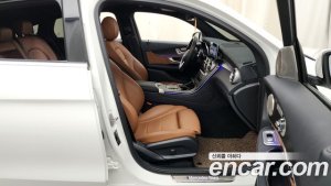 Mercedes-Benz GLC-Class GLC300e 4MATIC Coupe 2021 года из Южной Кореи