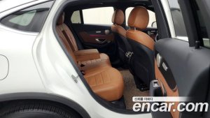 Mercedes-Benz GLC-Class GLC300e 4MATIC Coupe 2021 года из Южной Кореи
