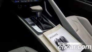Hyundai AVANTE 1.6 2021 года из Южной Кореи