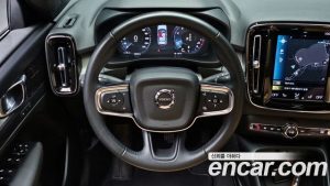Volvo XC40 B4 Inscription 2021 года из Южной Кореи