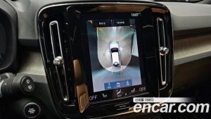 Volvo XC40 B4 Inscription 2021 года из Южной Кореи