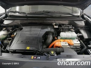 Kia Niro 1.6 HEV 2020 года из Южной Кореи