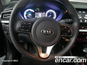 Kia Niro 1.6 HEV 2020 года из Южной Кореи