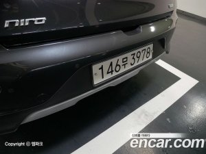 Kia Niro 1.6 HEV 2020 года из Южной Кореи