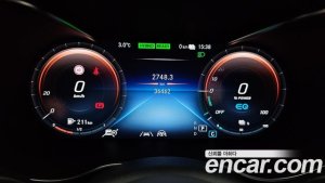 Mercedes-Benz C-Class C300e 4MATIC AMG Line 2020 года из Южной Кореи