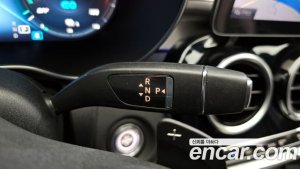 Mercedes-Benz C-Class C300e 4MATIC AMG Line 2020 года из Южной Кореи