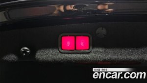 Mercedes-Benz C-Class C300e 4MATIC AMG Line 2020 года из Южной Кореи