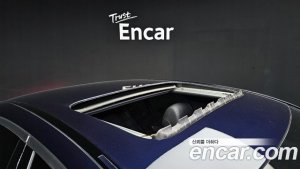 Mercedes-Benz C-Class C300e 4MATIC AMG Line 2020 года из Южной Кореи