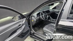 Hyundai Sonata 2.0 2020 года из Южной Кореи