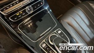 Mercedes-Benz E-Class E300e 4MATIC Exclusive 2020 года из Южной Кореи