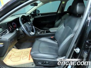 Kia K5 1.6 Turbo 2020 года из Южной Кореи