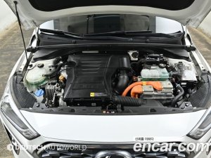 Hyundai Ioniq 1.6 HEV 2020 года из Южной Кореи
