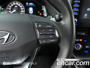 Hyundai Ioniq 1.6 HEV 2020 года из Южной Кореи