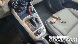 Hyundai Venue 1.6 Flux 2020 года из Южной Кореи