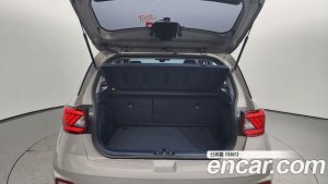 Hyundai Venue 1.6 Flux 2020 года из Южной Кореи