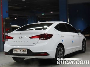 Hyundai AVANTE 1.6 2020 года из Южной Кореи