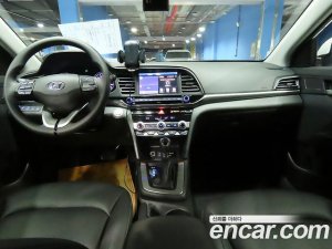 Hyundai AVANTE 1.6 2020 года из Южной Кореи